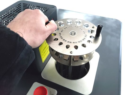 Bagno termostatico / serbatoio per calibrazione della temperatura 70-300 C ISO17025 Accreditato