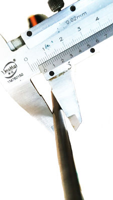 Distanze di misura del termometro digitale di laboratorio e industriale -60C-300C Dimensione 106mm*48mm*37mm