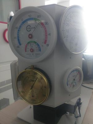 Sistema di calibrazione di riconoscimento intelligente di tipo termoigrometrico digitale e puntatore AC220V ODM personalizzato