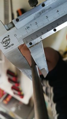Termometro digitale portatile a batteria di litio ricaricabile per uso in laboratorio o industriale
